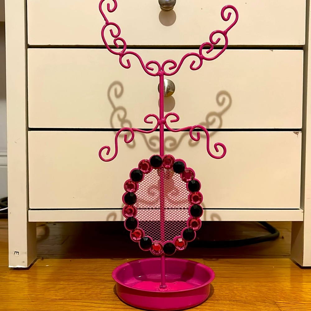 Jewelry hanger